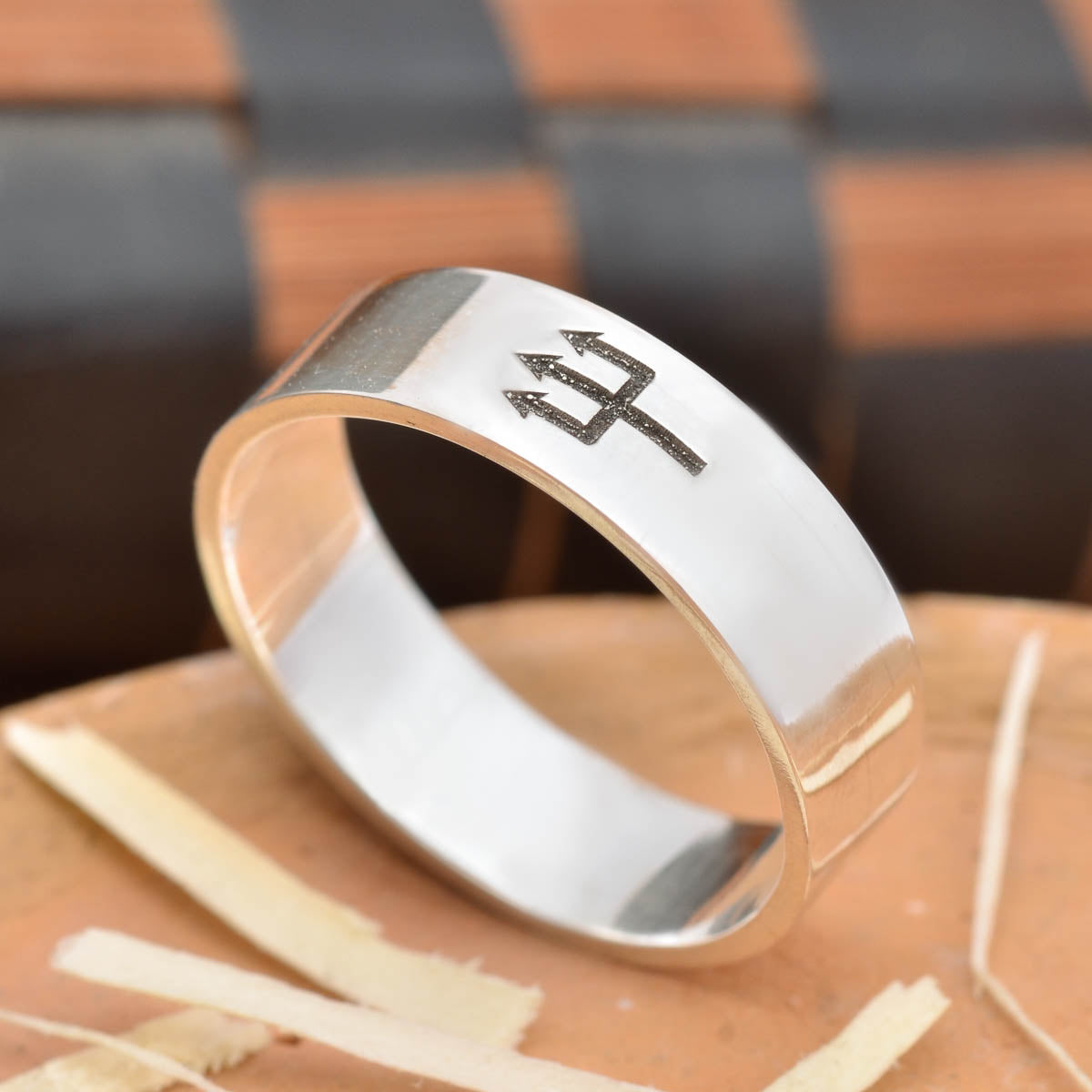 Anel União Sagrada – Tridente de Exu em Prata