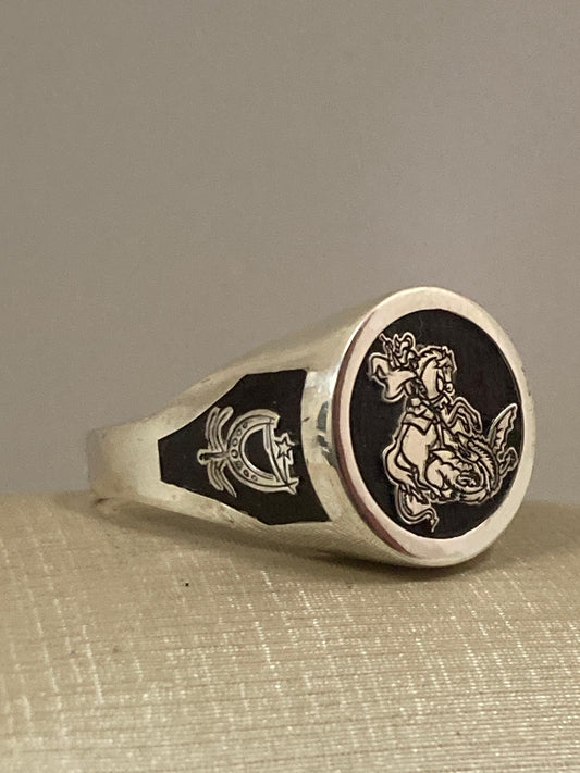 Anel São Jorge – Força e Proteção no Caminho da Fé